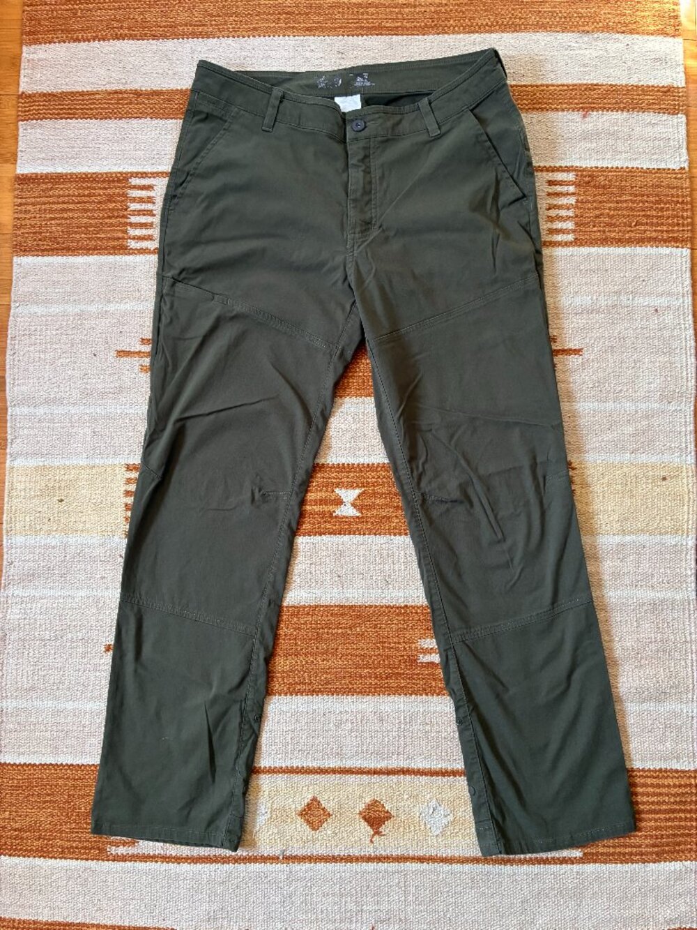 Mens Mountain Hardwear Dark Olive Green Pants 32x30 Outdoor Hiking Camping